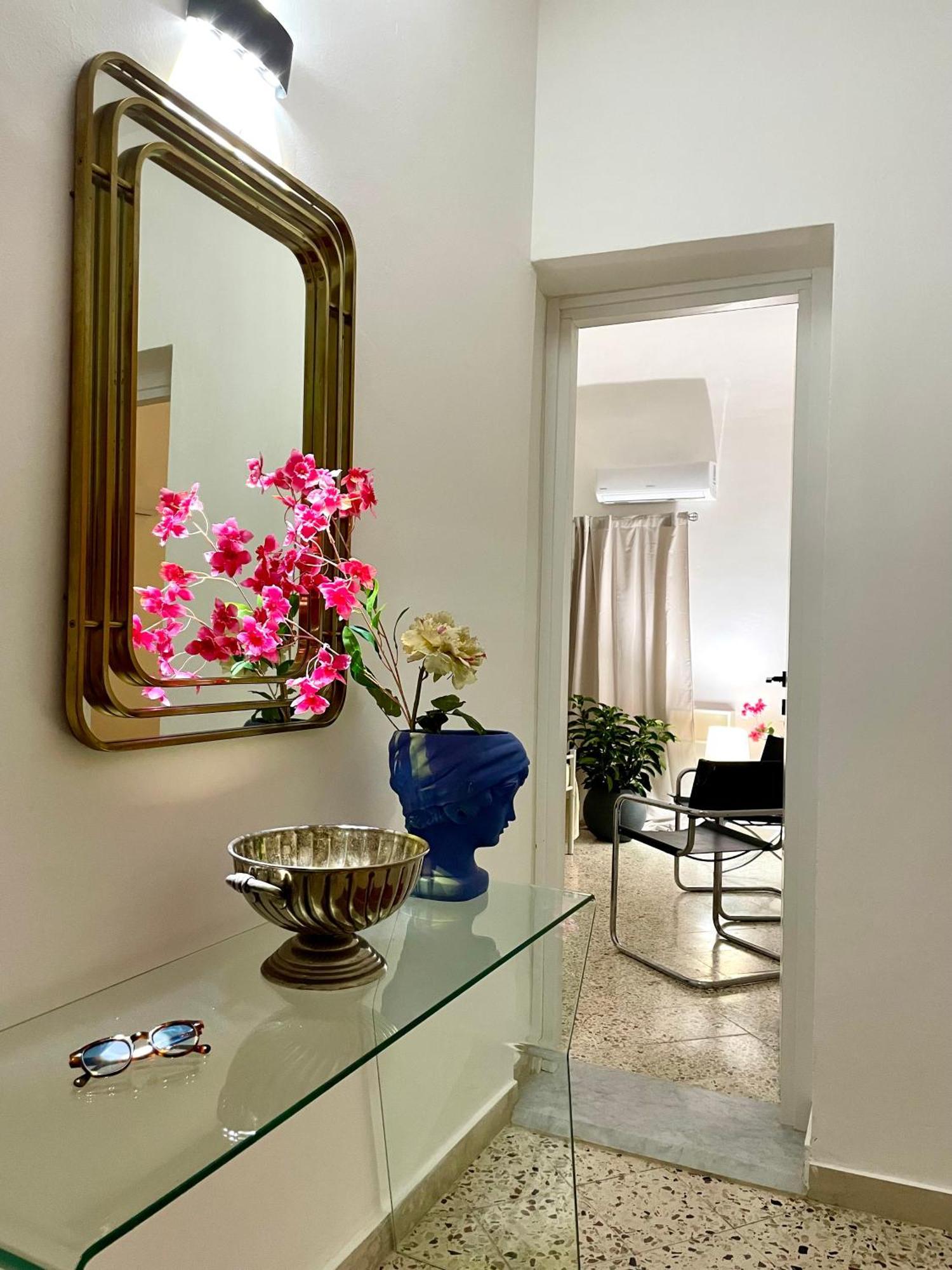 Sea Downtown Apartment